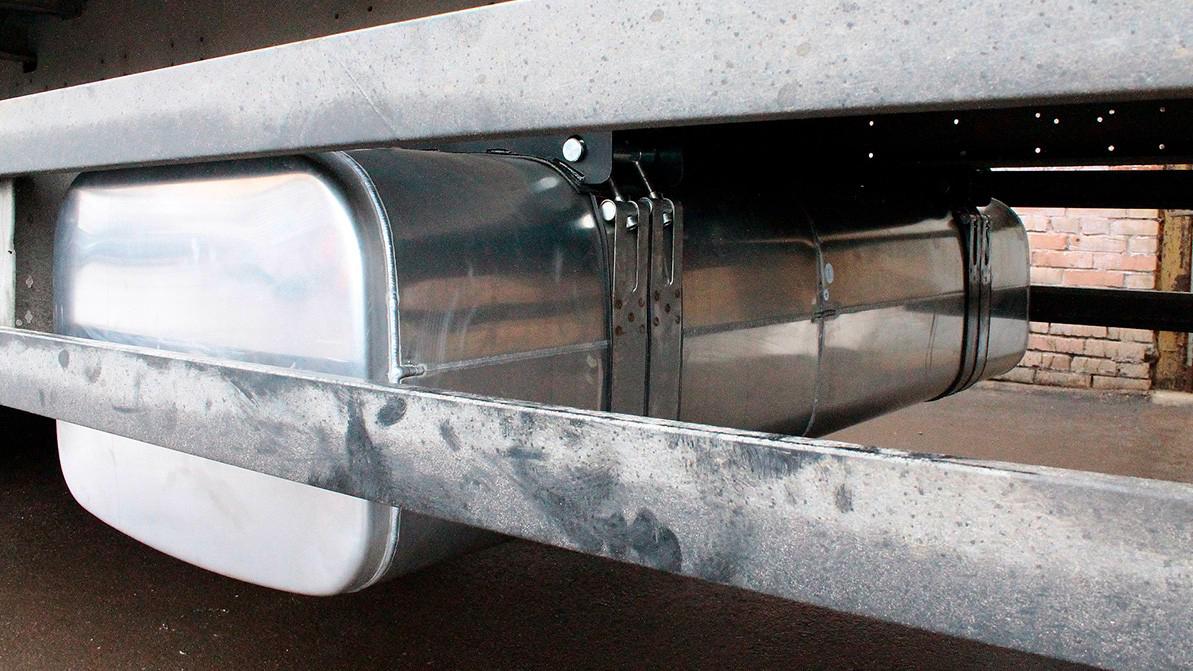 Полиция в Казахстане начала поиски машин с дополнительными баками