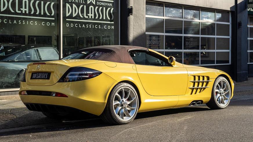 На продажу выставили уникальный Mercedes-Benz SLR McLaren. Он жёлтый!