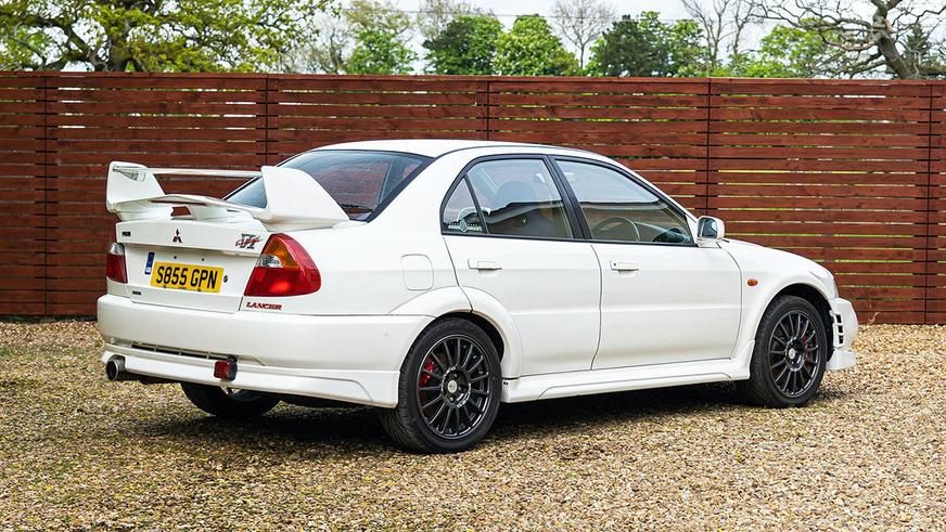 Прототип Mitsubishi Lancer Evolution VI выставили на продажу