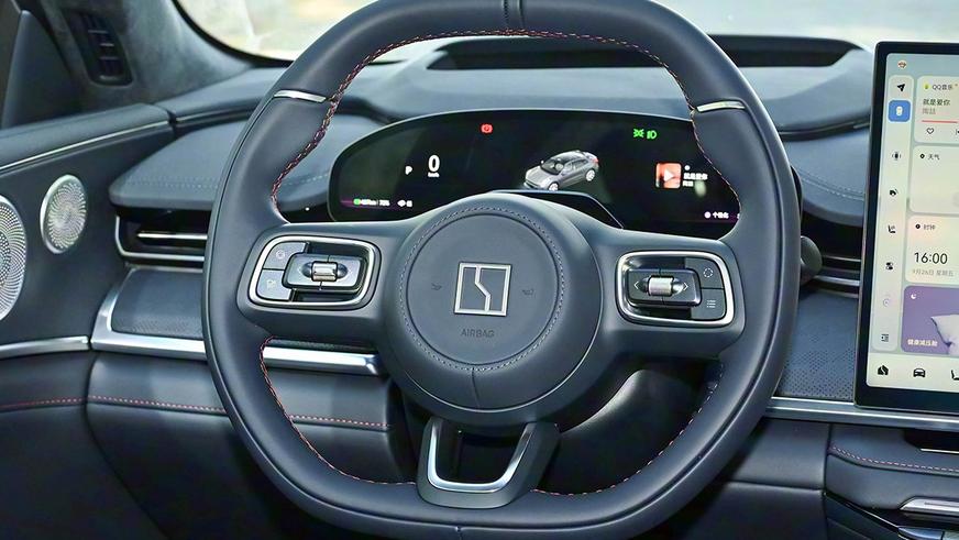 Обновлённый Zeekr 001 почти не подорожал в Китае