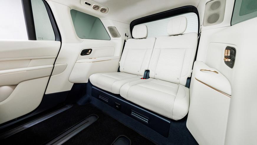 Сколько стоит Lynk & Co 900 в Казахстане