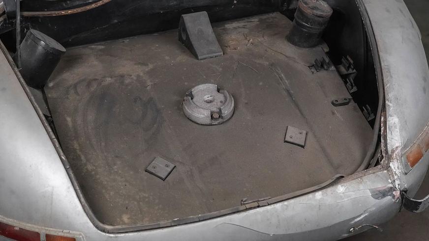 Уникальный Mercedes-Benz, который 50 лет никто не видел, уйдёт с молотка