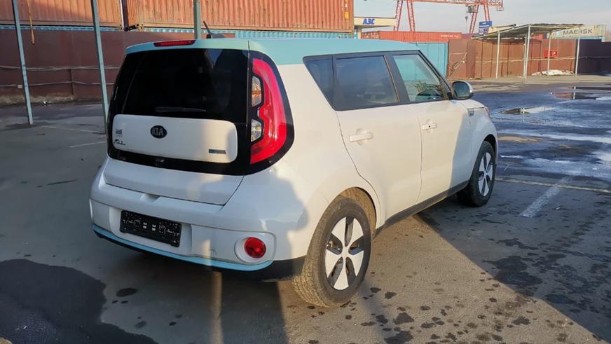 Интересные объявления на Kolesa.kz: от Wanderer W24 до Jaguar XK120