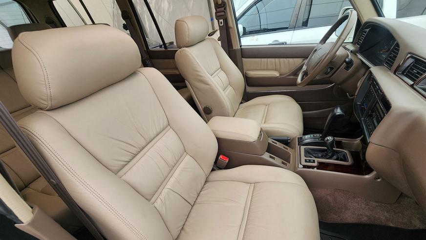 Практически новый Land Cruiser 80 выставлен на торги в США