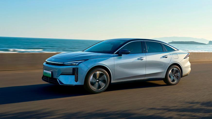 Geely начала продажи недорогого гибридного седана Galaxy L6 Geely начала продажи недорогого гибридного седана Galaxy L6