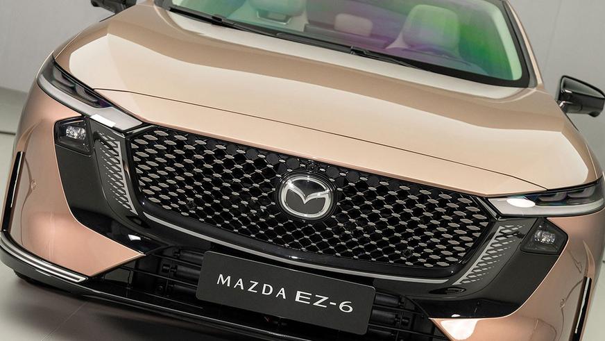 Mazda открыла в Китае приём предзаказов на лифтбэк EZ-6