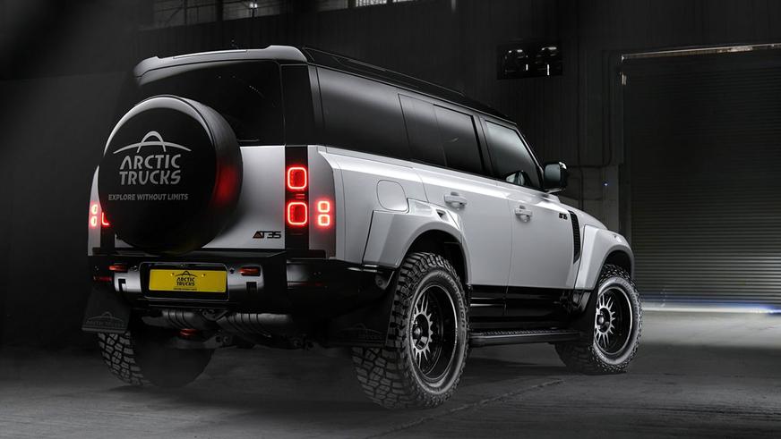 В Arctic Trucks слегка обновили Defender AT35