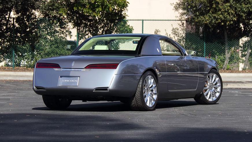 Единственный в мире Lincoln Mark X выставили на торги