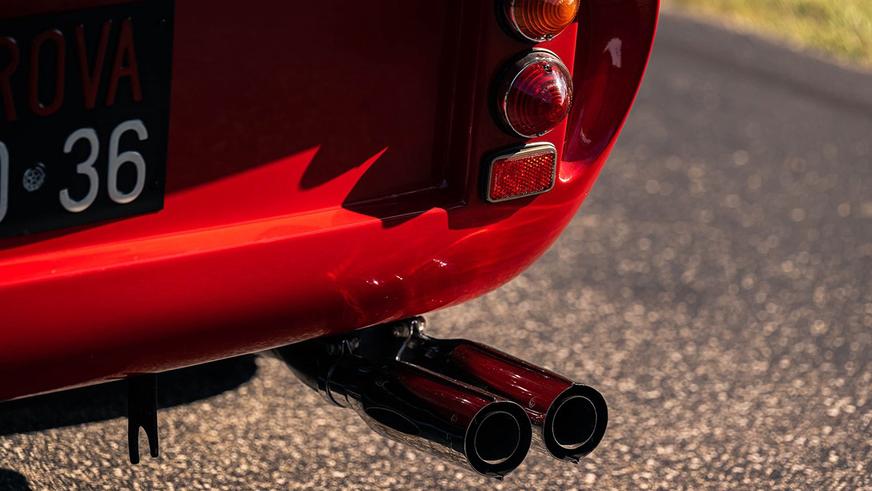 Старый Ferrari поставил новый аукционный рекорд