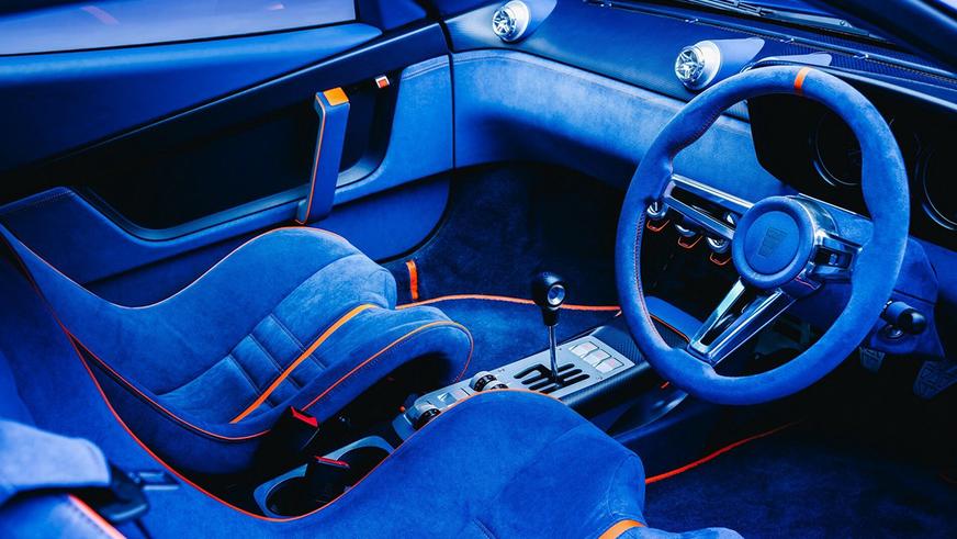 Классический Ferrari превратили в карбоновый рестомод
