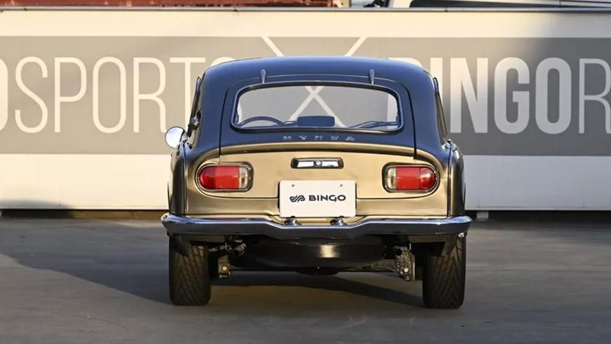 Крошечную ретро-Honda выставят на торги