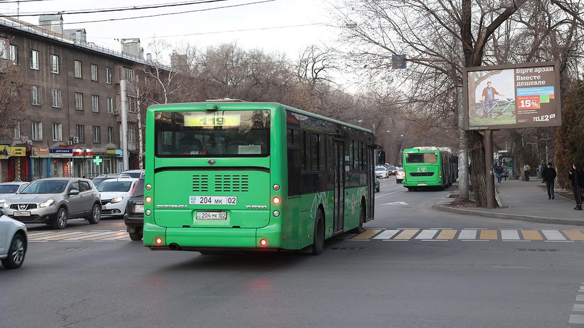 Президент: Алматыда дизельді автобус жүрмеуі керек