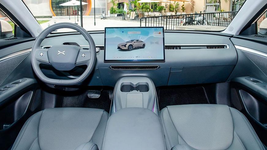 В Китае стартовали продажи новейшего электрохетча Xpeng