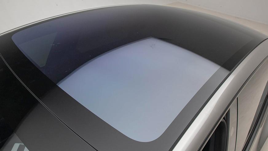 Tesla представила в Китае 6-местный кроссовер Model Y