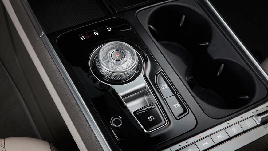 Обновлённый Kia Carnival. Подробности