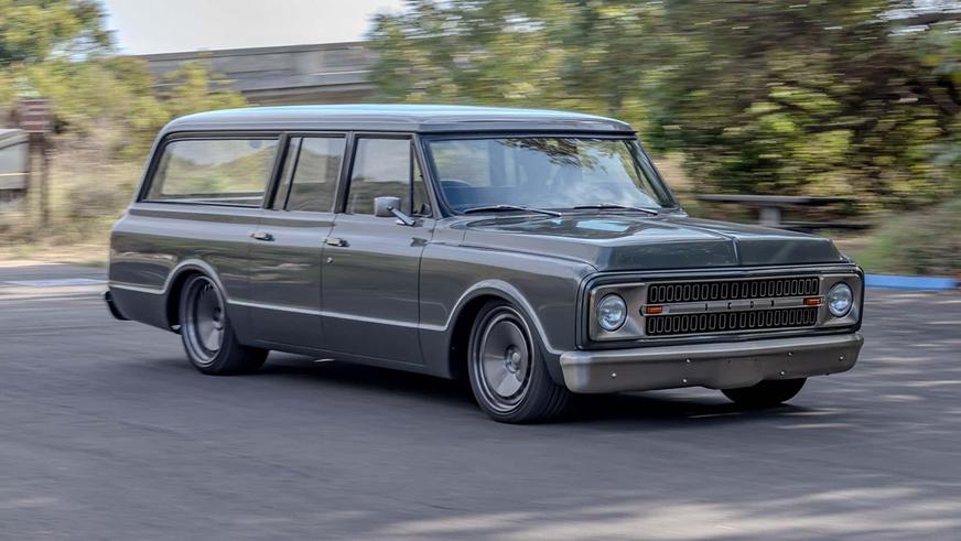 Chevrolet Suburban из 1970-х за 1.1 млн долларов выглядит так