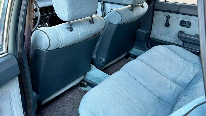 За 45-летний Audi 100 просят 5 млн тенге на Kolesa.kz