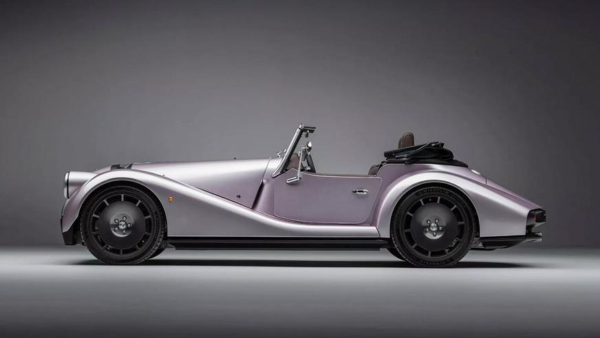 Новый флагман Morgan сохранил мотор BMW и ретродизайн