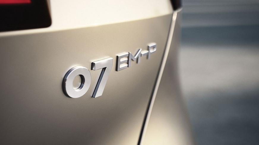 Lynk&Co начала продажи нового дальнобойного седана 07 EM-P