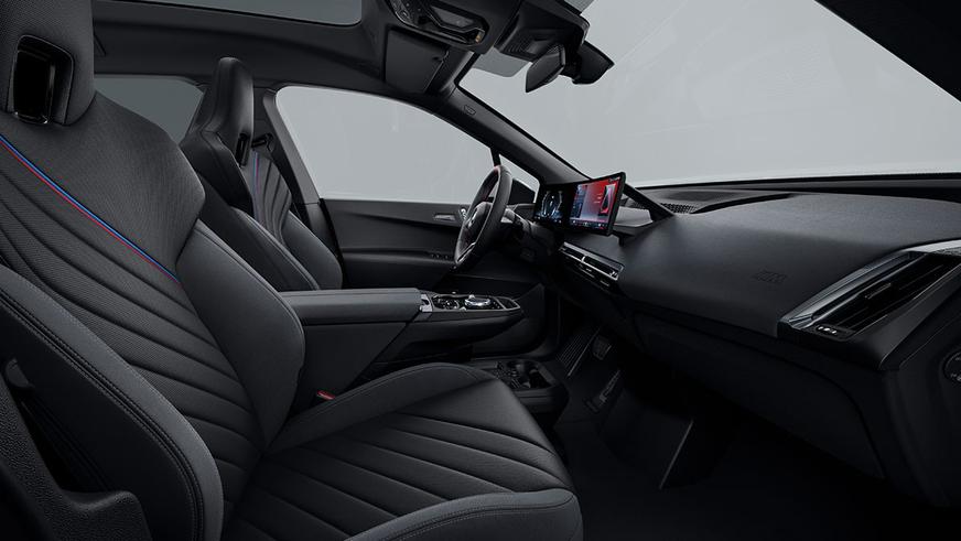 Электрический BMW iX стал дальнобойнее и быстрее