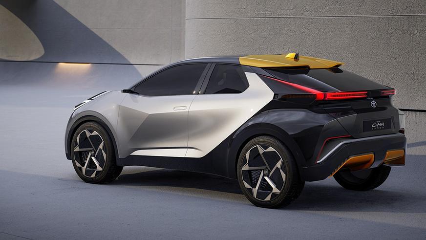 Toyota показала будущий С-HR