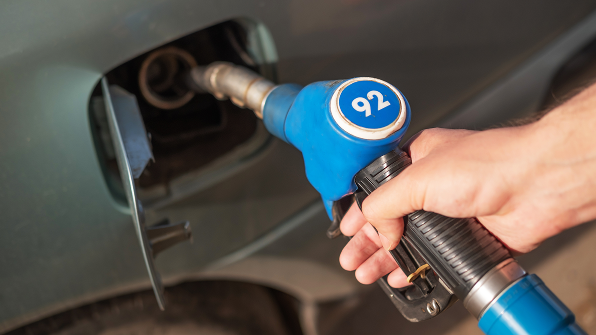 АИ-92 по 235 тг: топливо продолжило дорожать в сентябре