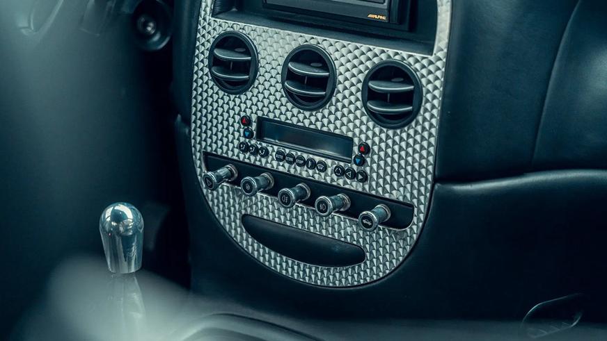 Редчайший Bugatti EB112 пустят с молотка