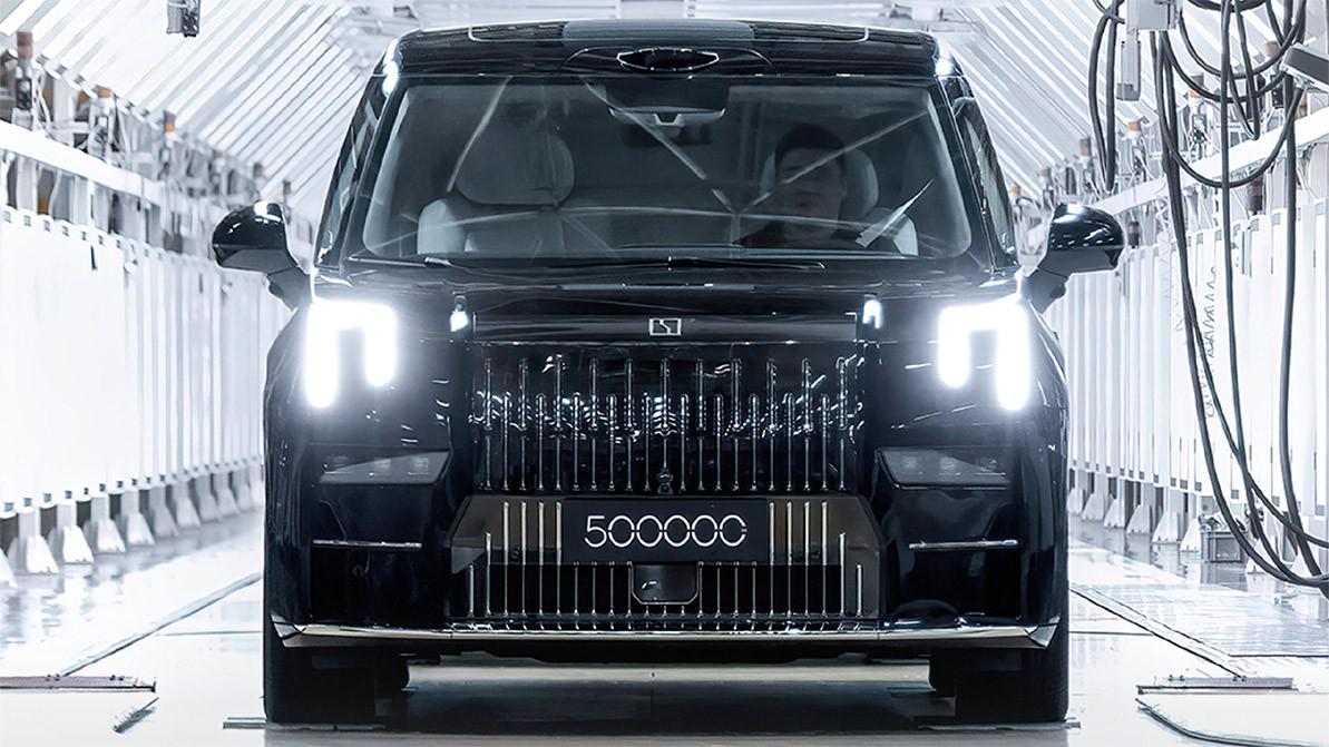 Zeekr 500 мың автомобиль шығарды