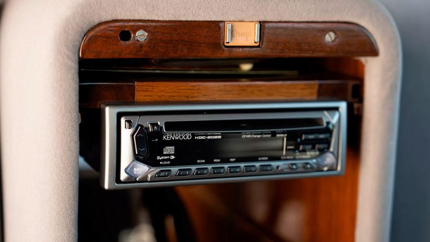 Лимузин VW Beetle по прозвищу Rollswagen пустят с молотка