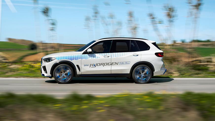 Прототип водородного X5 показала BMW