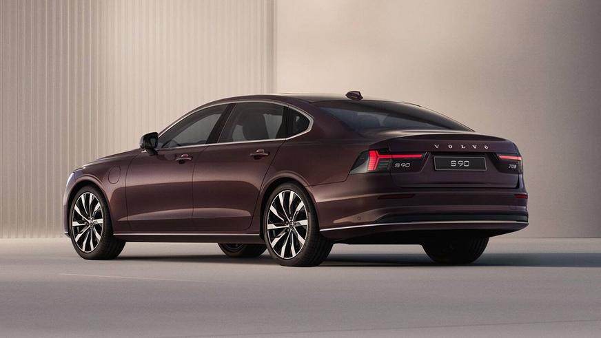 Volvo обновила седан S90