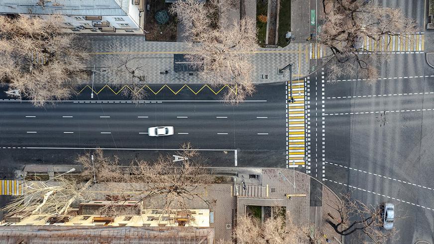 BRT на Желтоксан: как ездить по улице с изменённой разметкой и новыми знаками