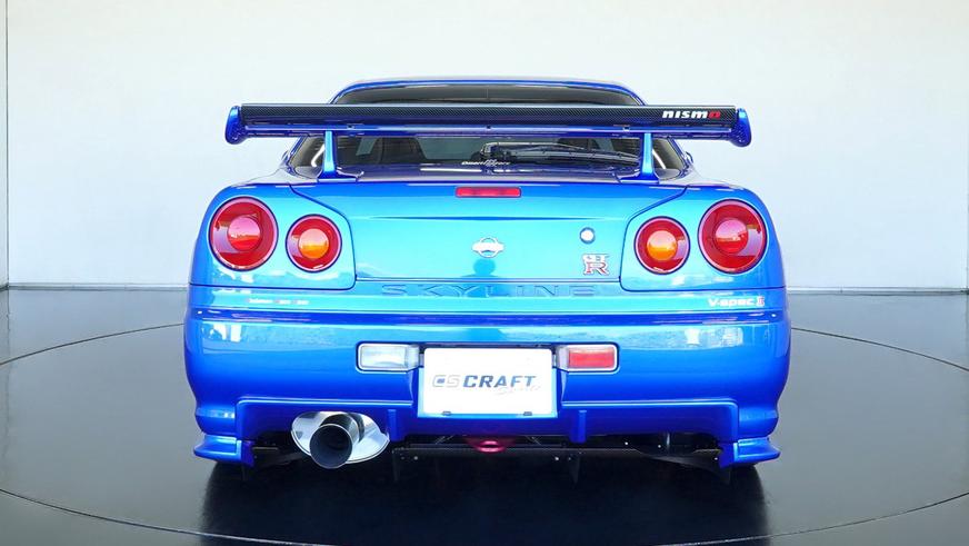 Один из самых редких Nissan Skyline GT-R появился в продаже в Дубае