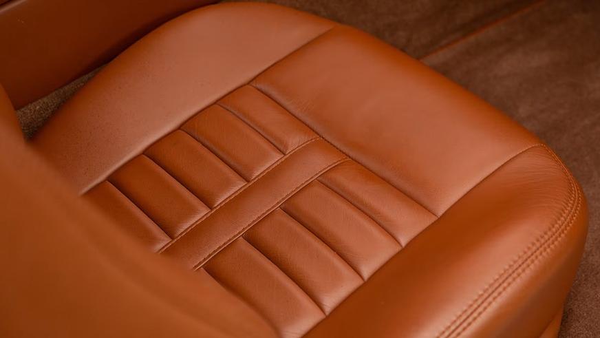 С молотка уйдёт пикап Ford с 10-литровым мотором и турбинами в кузове