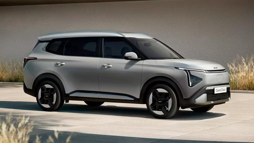 Kia Carens Clavis – недорогой кроссовер на батарейках