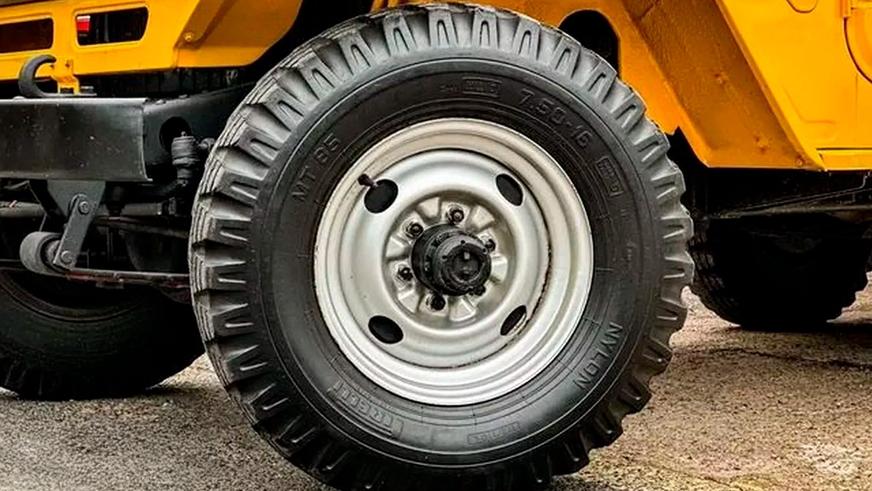 В продаже обнаружен Land Cruiser J40 со скромным пробегом