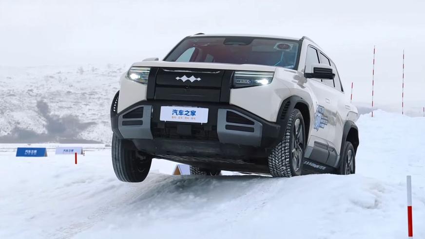 Массовый зимний тест запаса хода провели в Китае