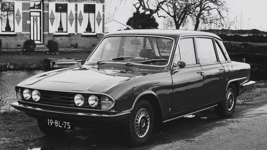 Потрёпанный временем Triumph 2500 выставили на продажу на Kolesa.kz