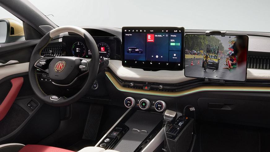 Škoda Superb превратили в пикап для велосипедистов
