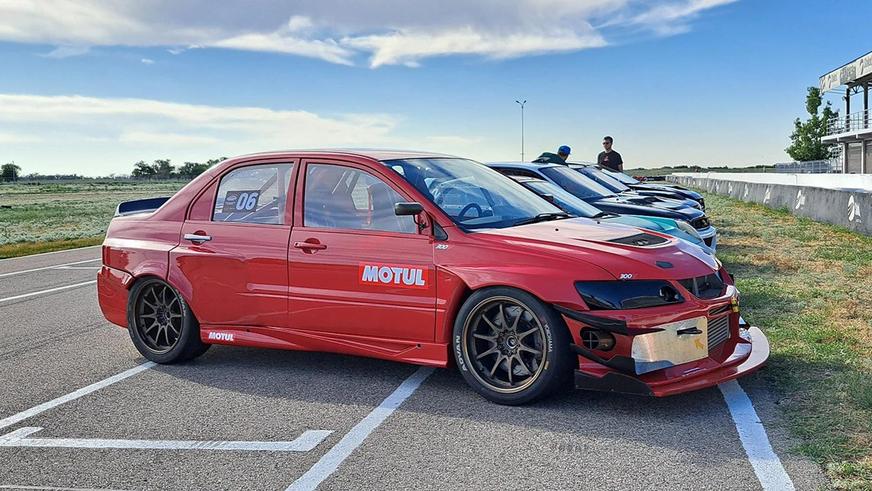 Редкие полноприводные низколёты на Kolesa.kz