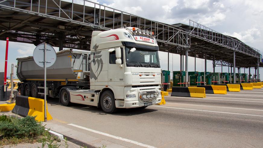 В Казахстане платным станут сначала участки трасс 1-й категории