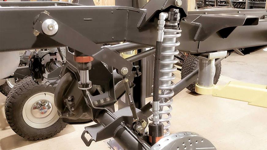 Рестомод Jeep Grang Wagoneer с новым сердцем