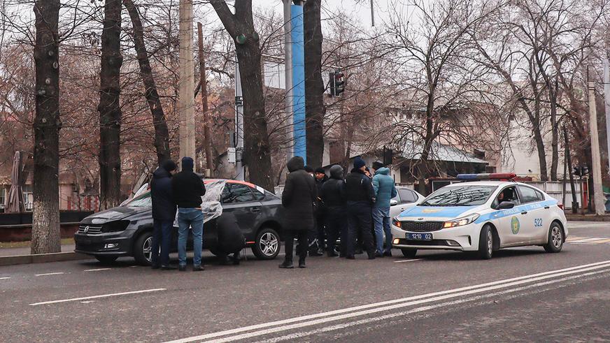 Как ездить на авто во время ЧП в Алматы