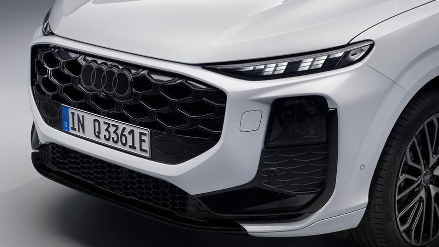 Audi Q3 получил версию с кузовом кросс-купе