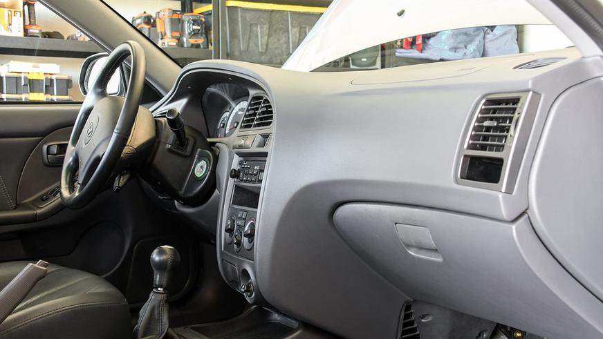 Hyundai Elantra 2003 года выпуска с мизерным пробегом пустят с молотка