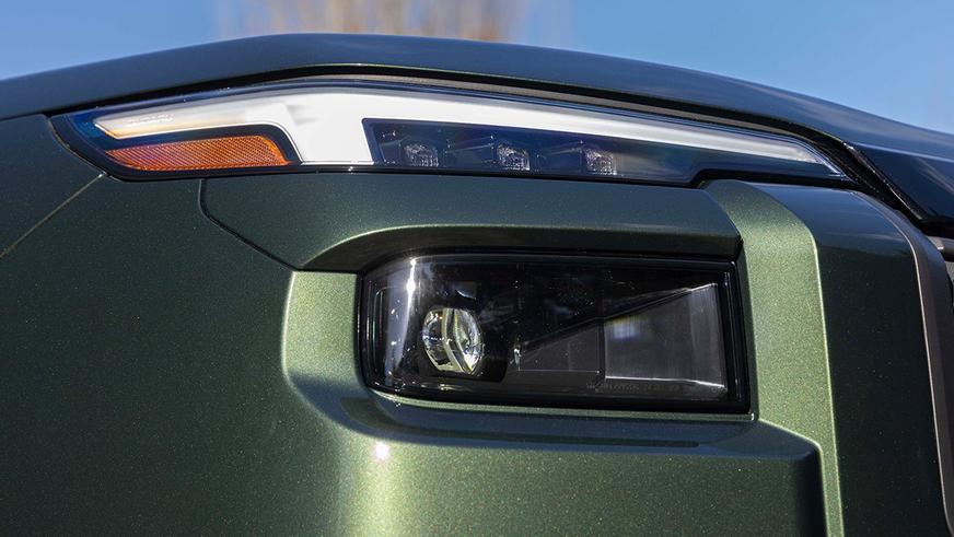 Subaru Outback сменил поколение и стал кроссовером