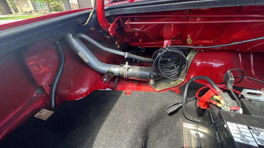 Родстер Mazda MX-5 подготовили к бездорожью и выставили на аукцион