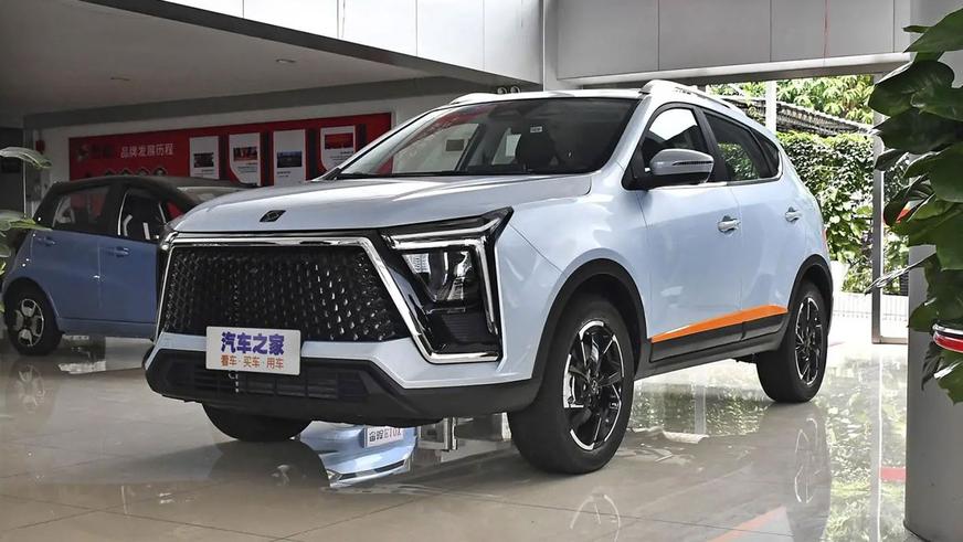 Рассекречен &laquo;Москвич&nbsp;5&raquo;&nbsp;&mdash; это китайский JAC Sehol&nbsp;X6