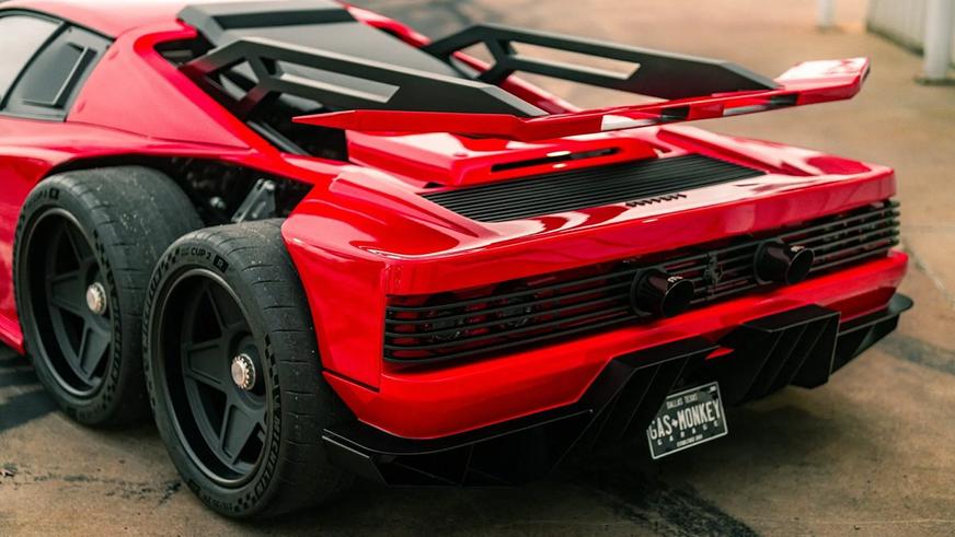 Тюнеры построили 6-колёсную Ferrari Testarossa