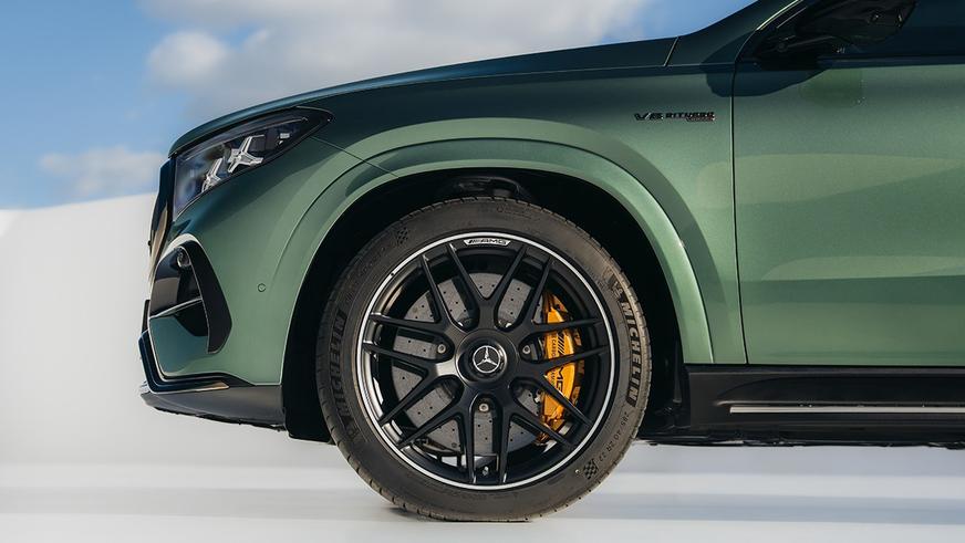 Представлены обновлённые Mercedes-AMG GLS 63 и GLE 63